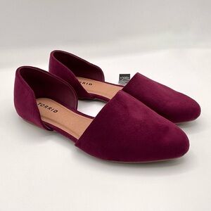 New w/o Box Torrid Mulberry Purple Faux Suede D’Orsay Flats US 8W